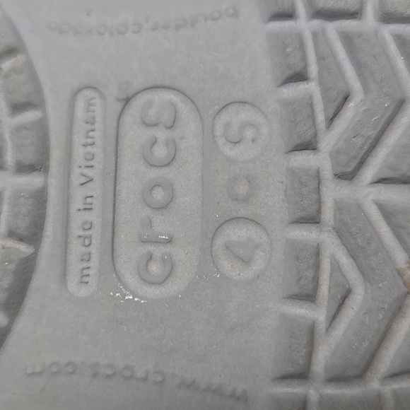 CROCS Toddler Gray Water Shoes - Picture 7 of 8